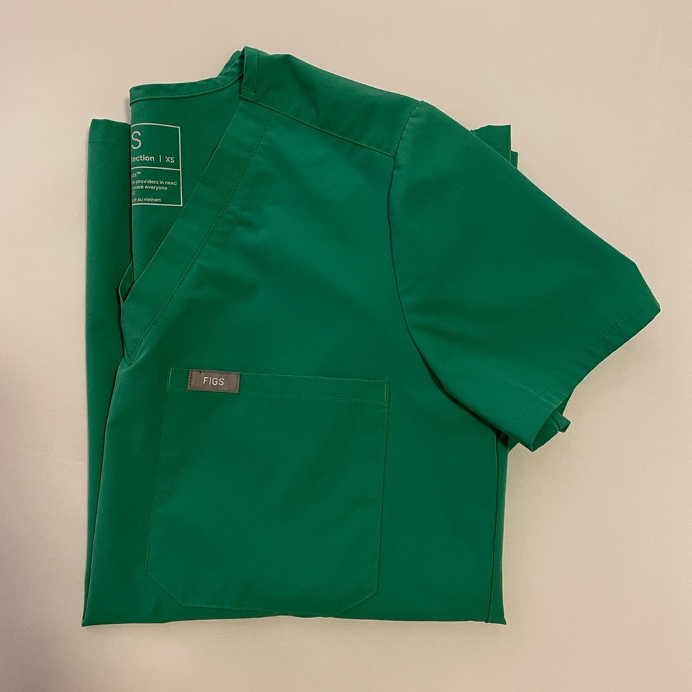 Figs Catarina Safety Green